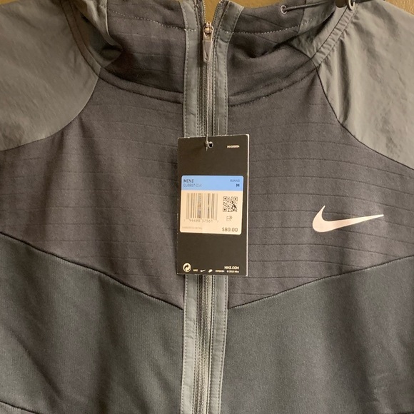 Brand new Nike running jacket - Picture 4 of 6